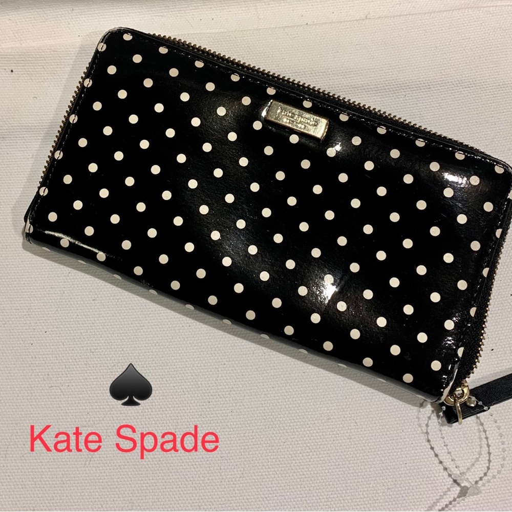 KATE SPADE black polka dot wallet